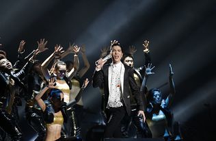 爱与星辰，声动京城 七夕中国情歌演唱会点亮北京之夜